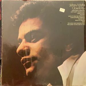 1970 - JOHNNY MATHIS “Close to you” VTG vinyl like New